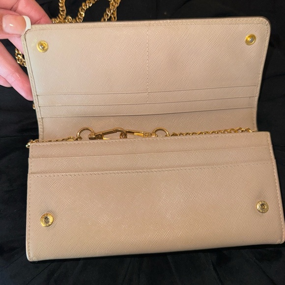 Authentic Prada Saffiano Bow wallet on a chain - Picture 4 of 6